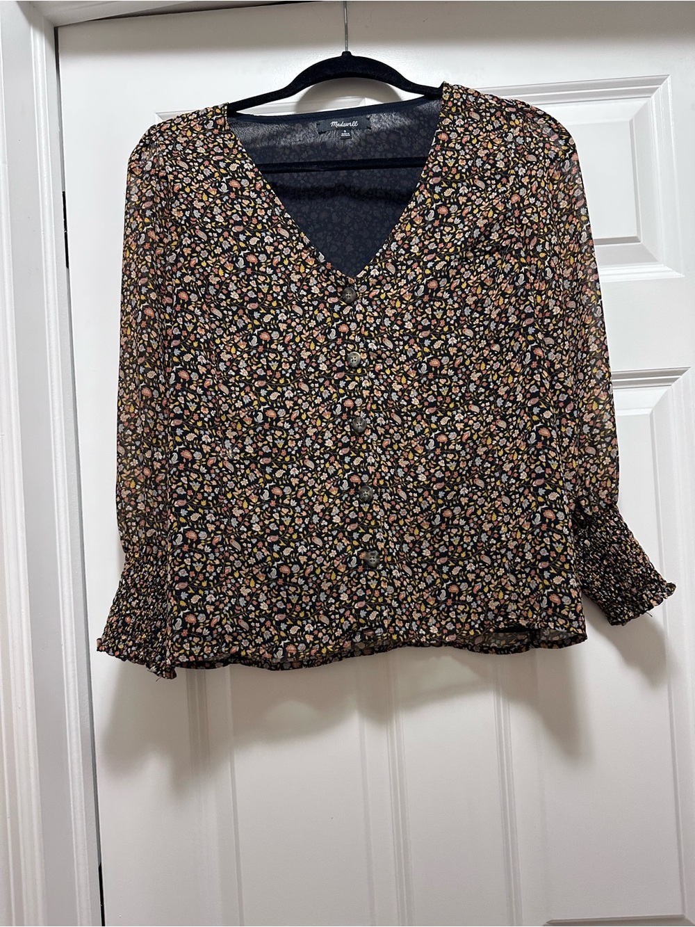Madewell Black Floral V-Neck Button Front Blouse
